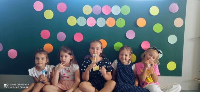 b_1024_768_0_00_images_2023_2024_Swietlica_Dzien_Kropki_379525752_773173761277241_811958075527472503_n